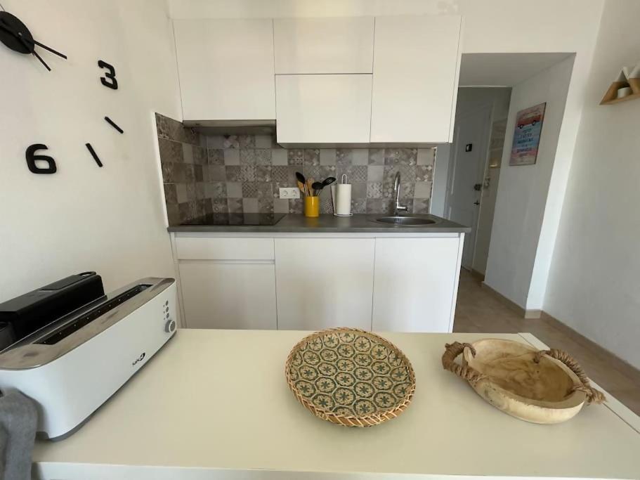 Algaiarens Apto Con Piscina Y Junto A La Playa 卡拉恩·布拉内斯 外观 照片